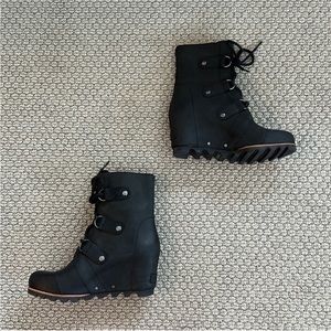 Moving Sale!!! Sorel Weatherproof Wedge Boot